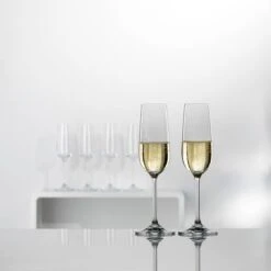 Oldenhof Clara Champagneglas 190 Ml Kristalglas 6 Stuks 5 Oldenhof Clara Champagneglas 190 Ml Kristalglas 6 Stuks -Glaswerk Winkel 010 203 007 clara sekt 190ml