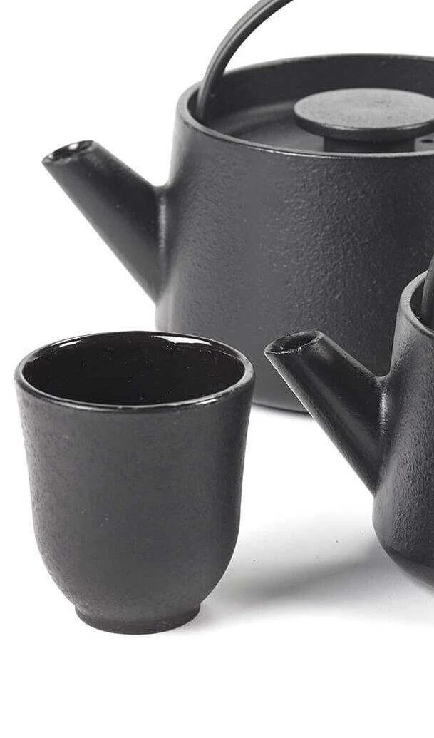 Serax INKU By Sergio Herman Kop 150 Ml Gietijzer Zwart 3 Serax INKU By Sergio Herman Kop 150 Ml Gietijzer Zwart - Afbeelding 3